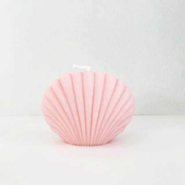 Large Pink Shell-Shaped Candle